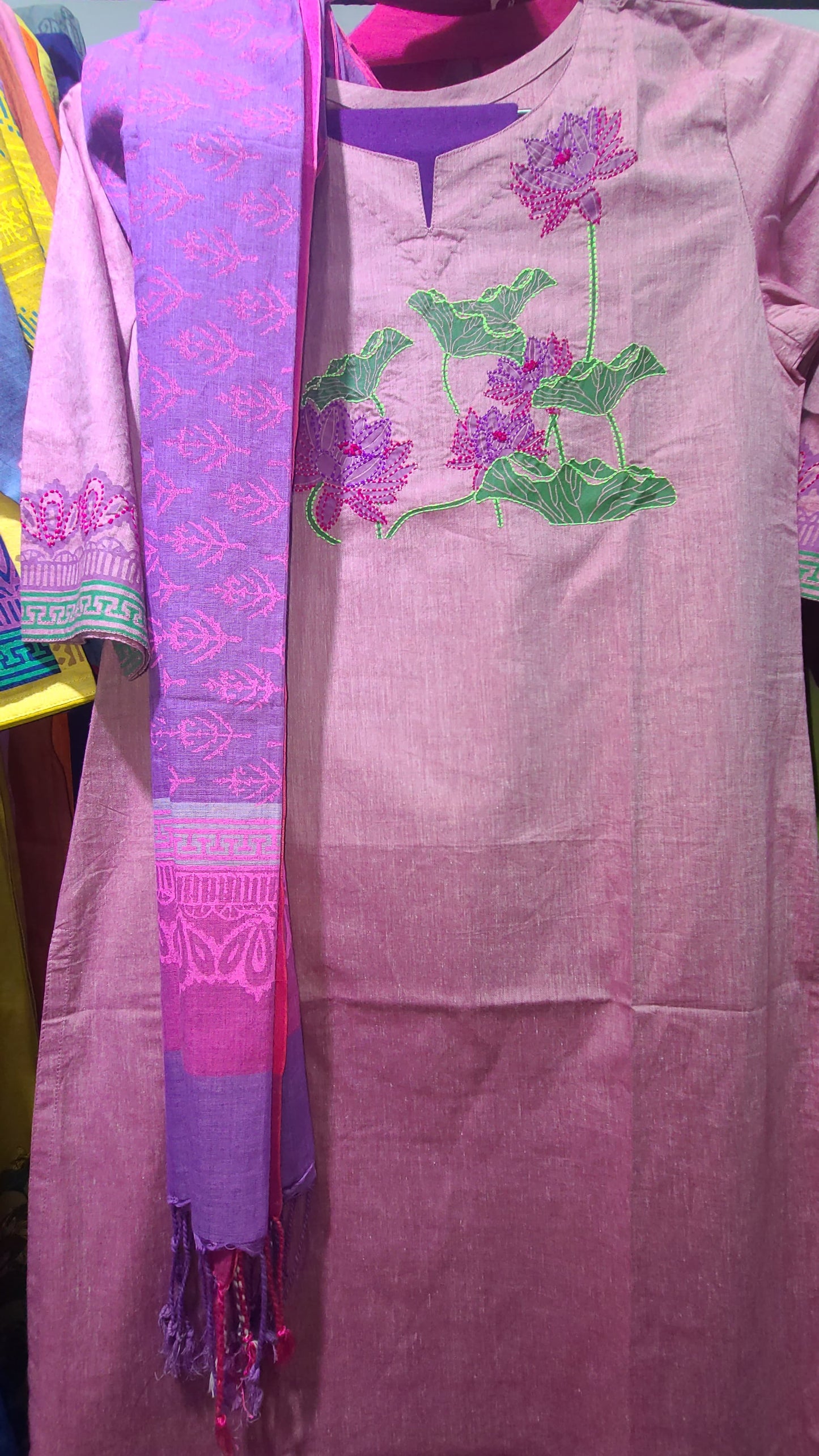 Premium Mauve Lotus Three-Piece Set