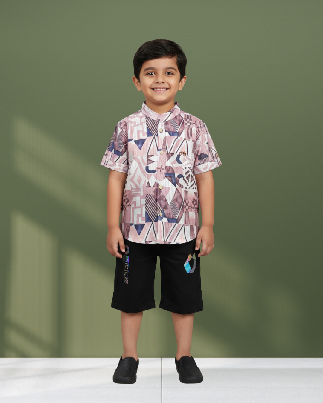 Little Urbanite Geometric Mauve Shirt & Shorts Set